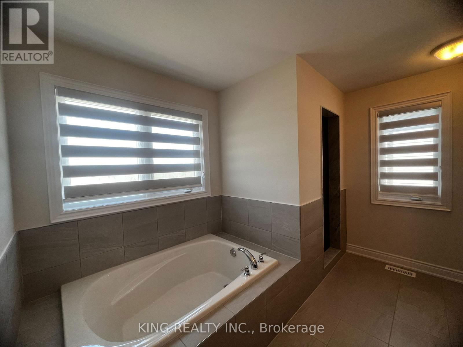 3008 SIERRA DRIVE Image 14