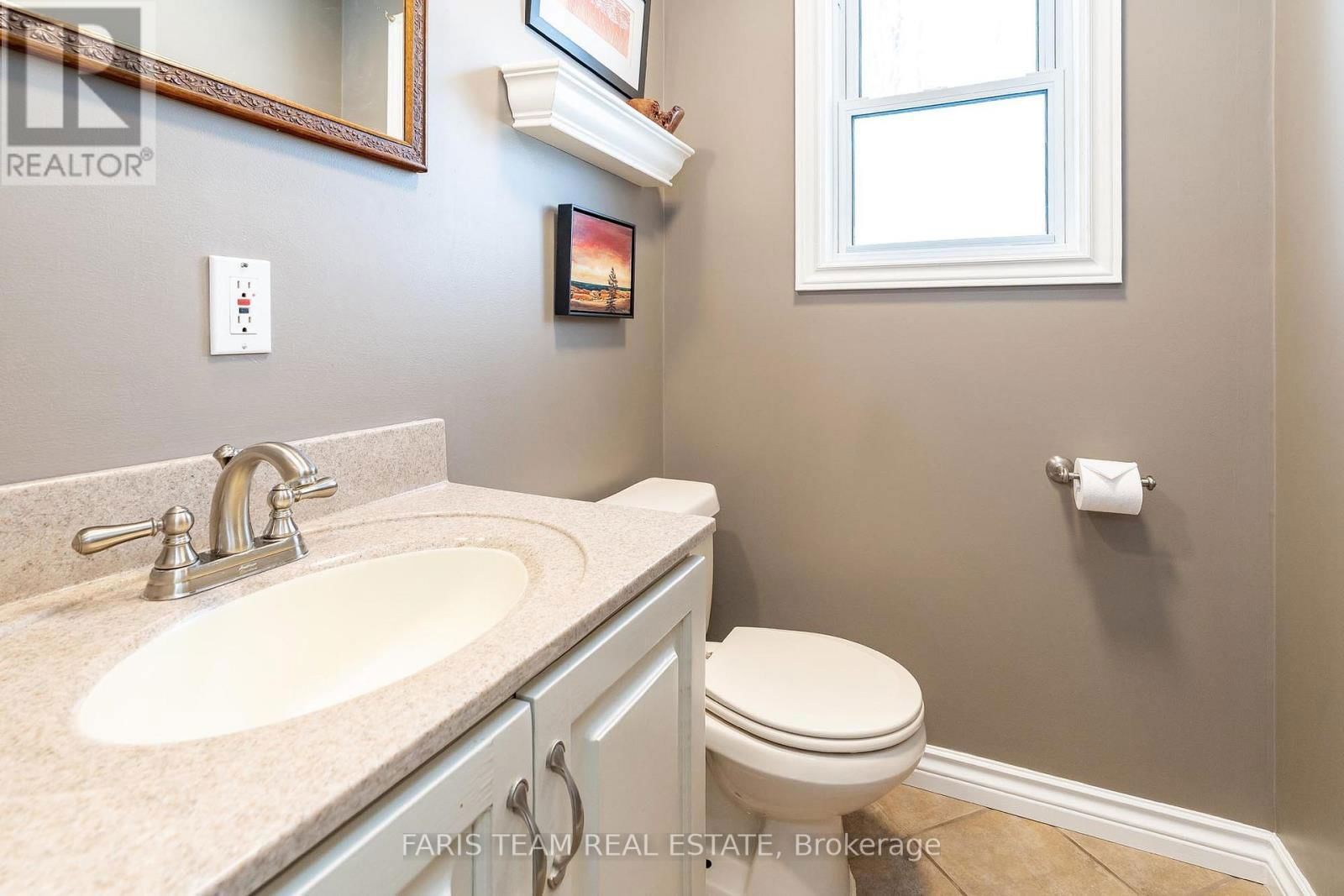 64 GOLDFINCH CRESCENT Image 15