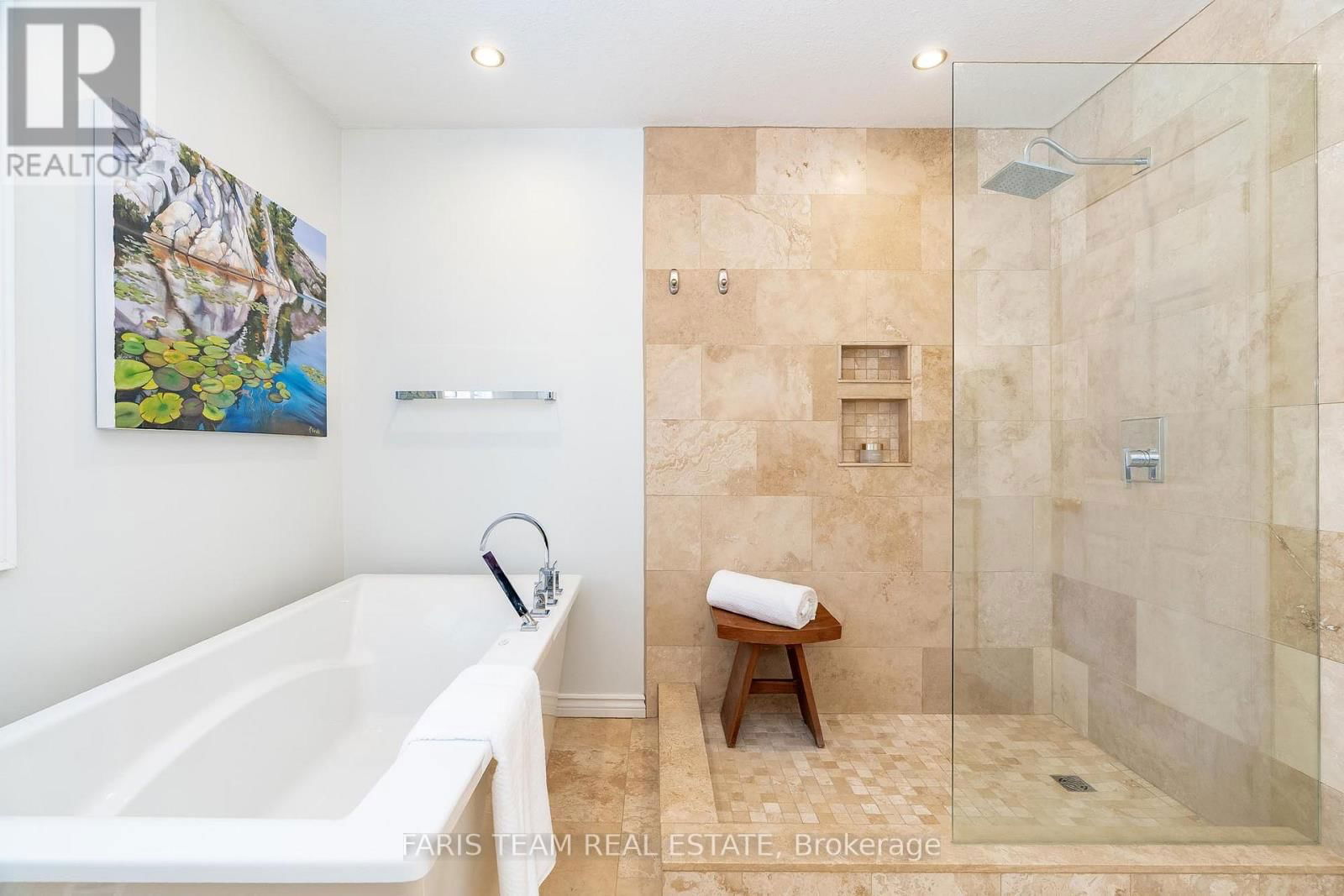 64 GOLDFINCH CRESCENT Image 19