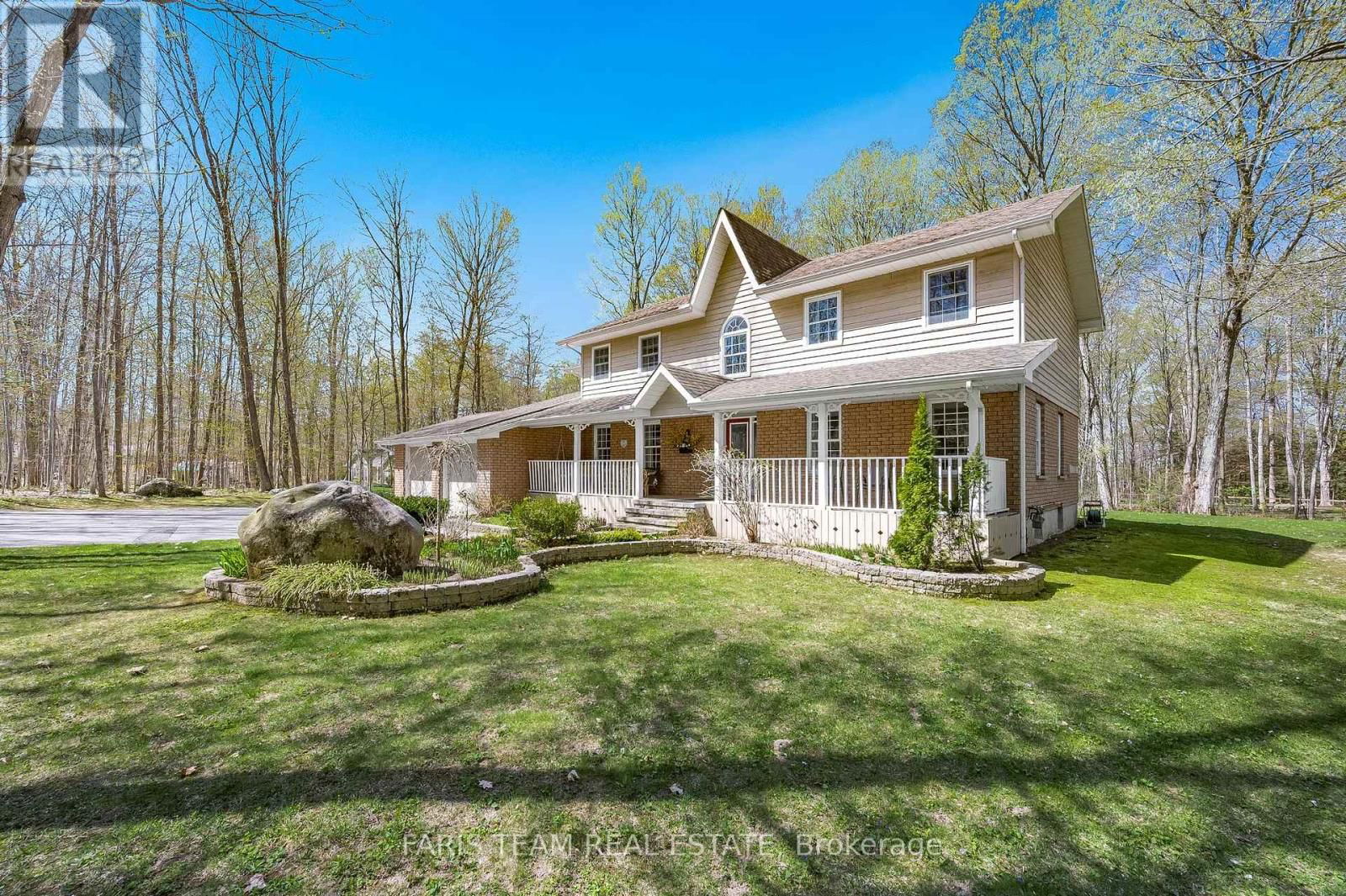 64 GOLDFINCH CRESCENT Image 2