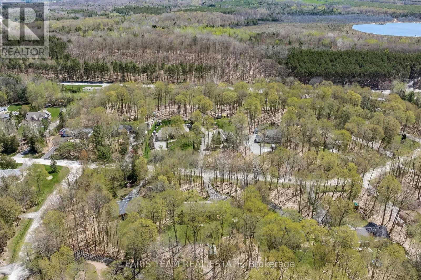 64 GOLDFINCH CRESCENT Image 35