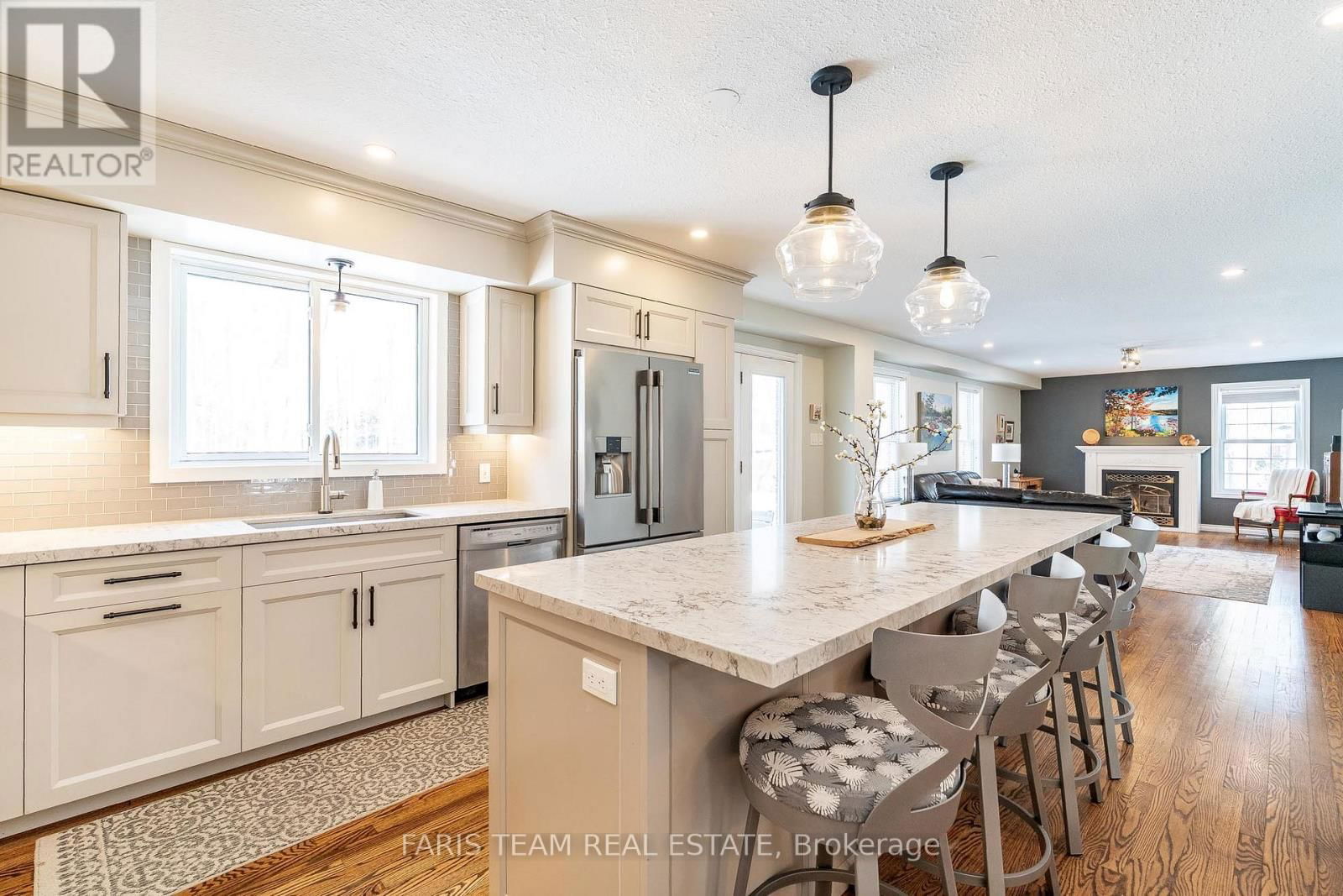 64 GOLDFINCH CRESCENT Image 5