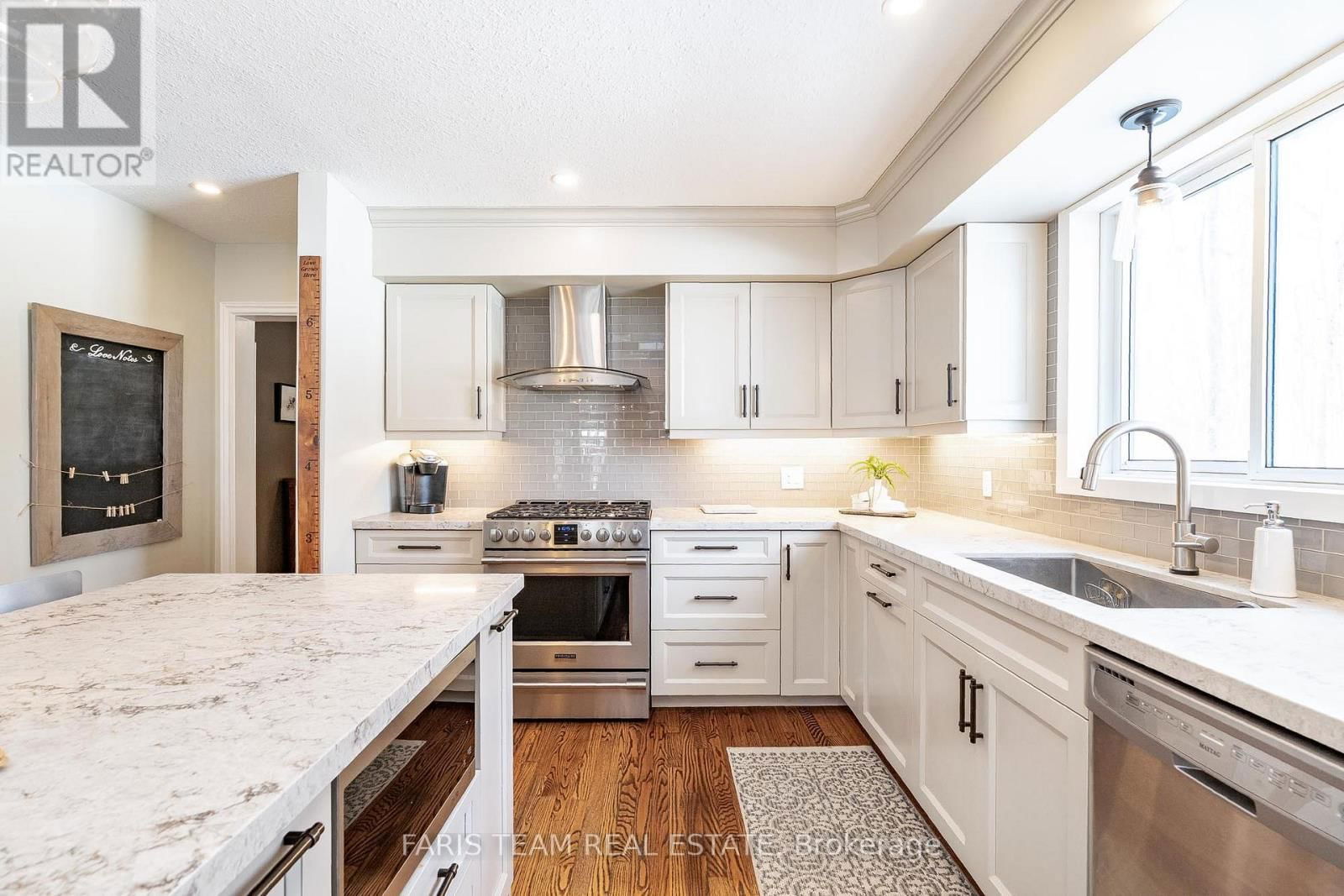 64 GOLDFINCH CRESCENT Image 7