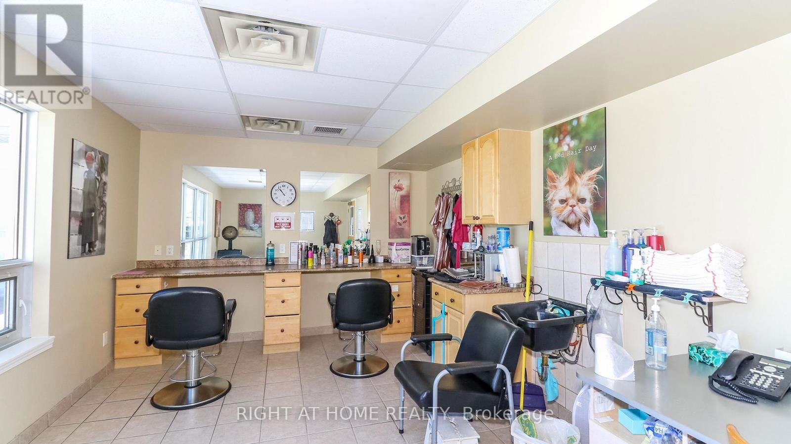 201 - 90 DEAN AVENUE Image 2