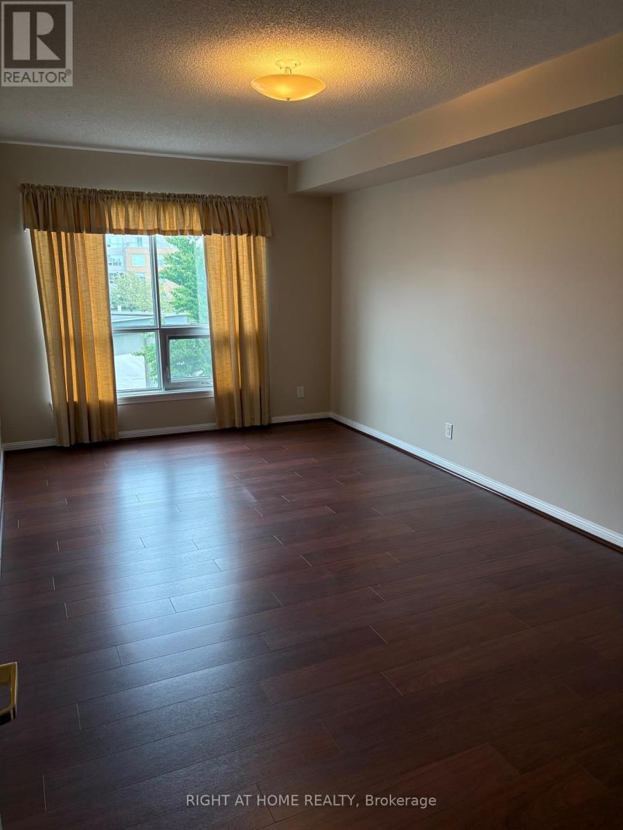 201 - 90 DEAN AVENUE Image 31