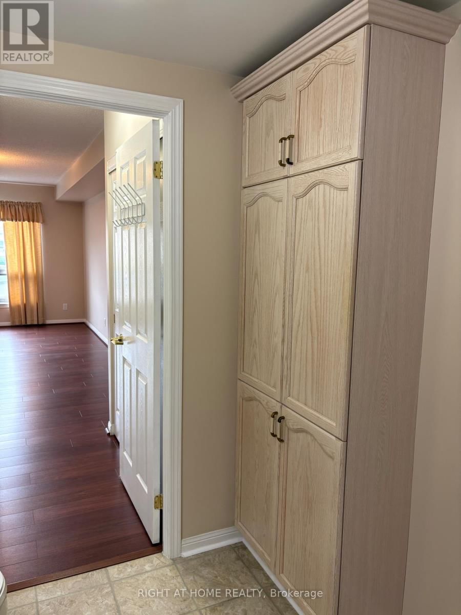 201 - 90 DEAN AVENUE Image 34