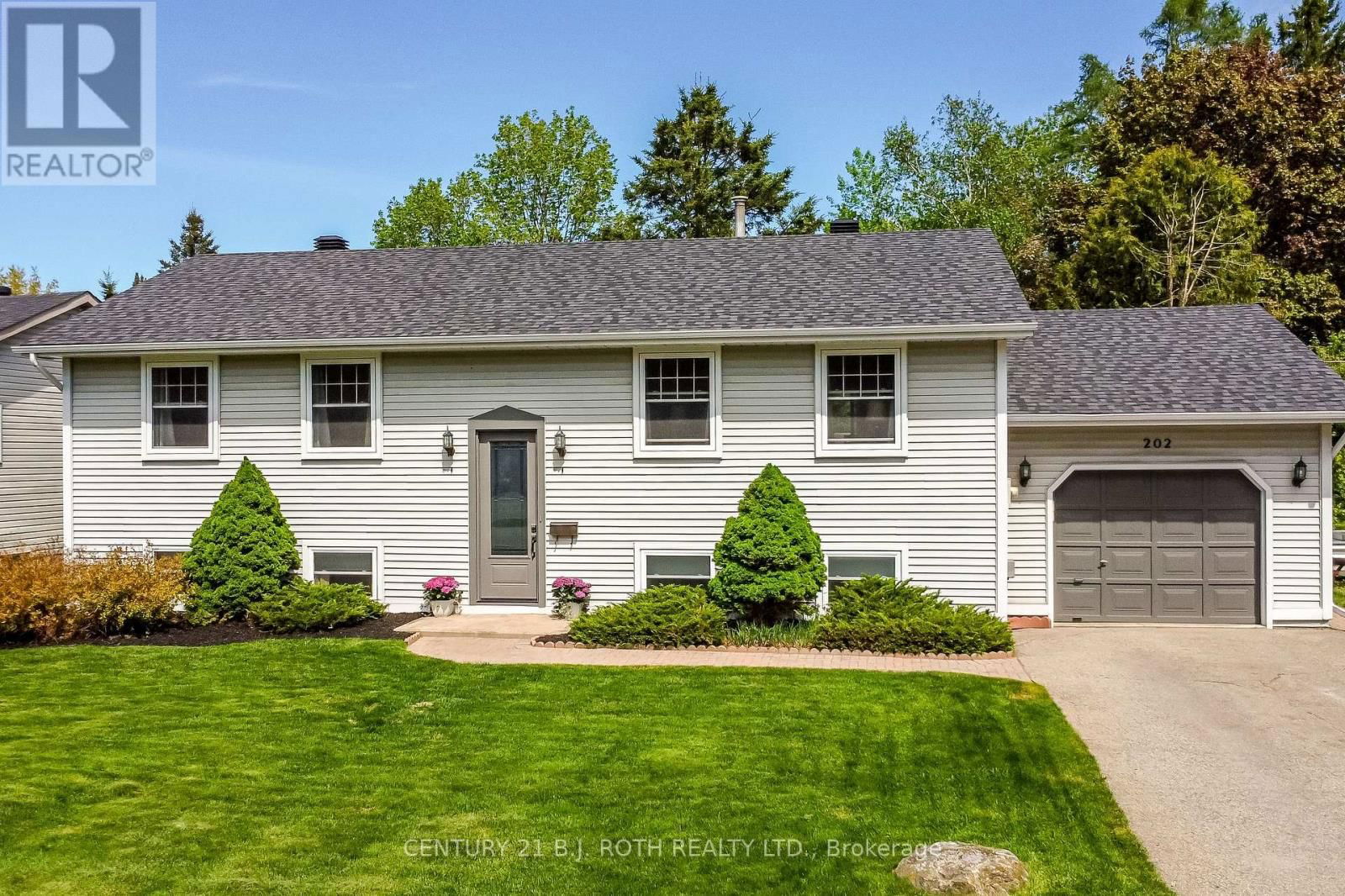 202 CRAWFORD STREET Image 2