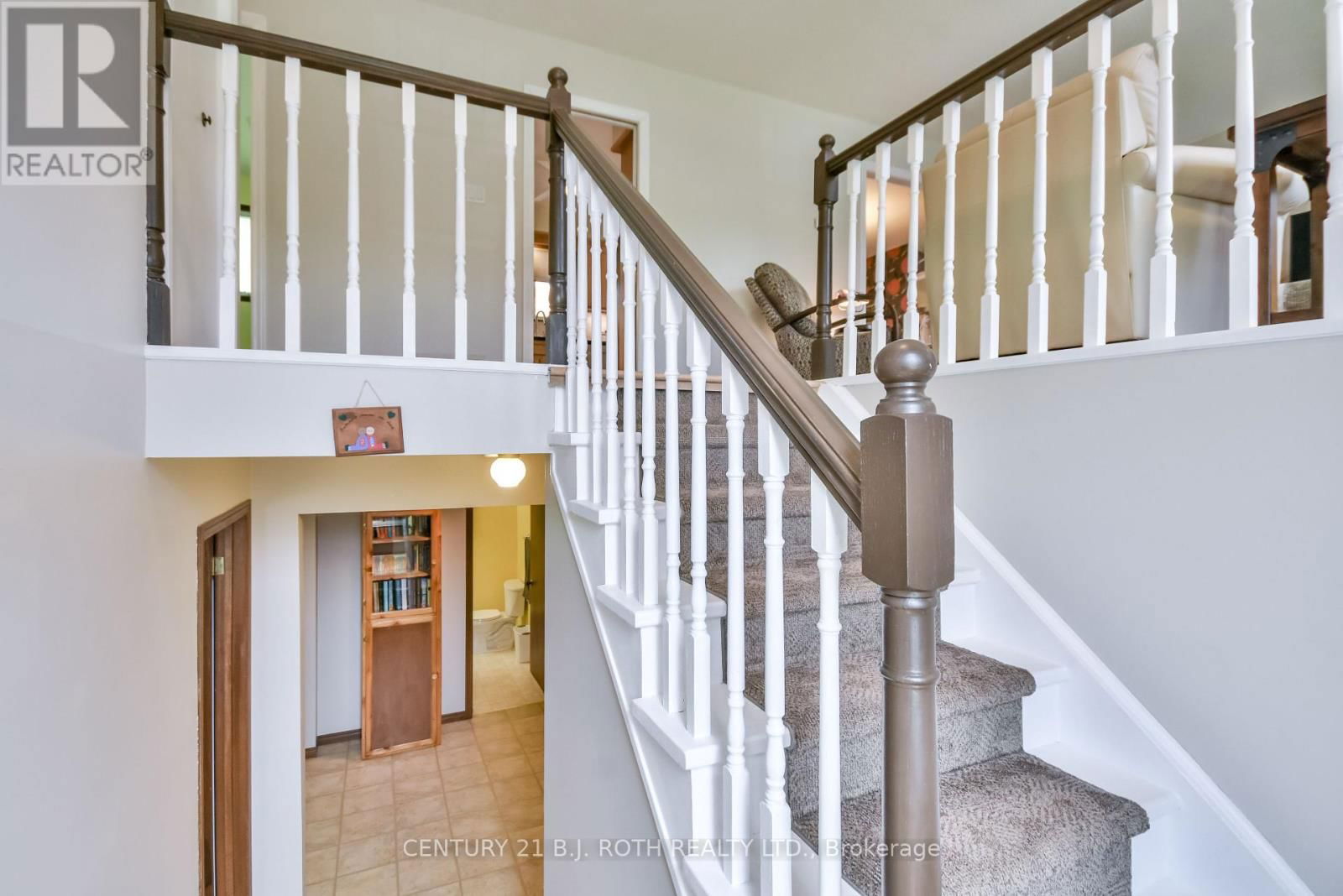202 CRAWFORD STREET Image 7