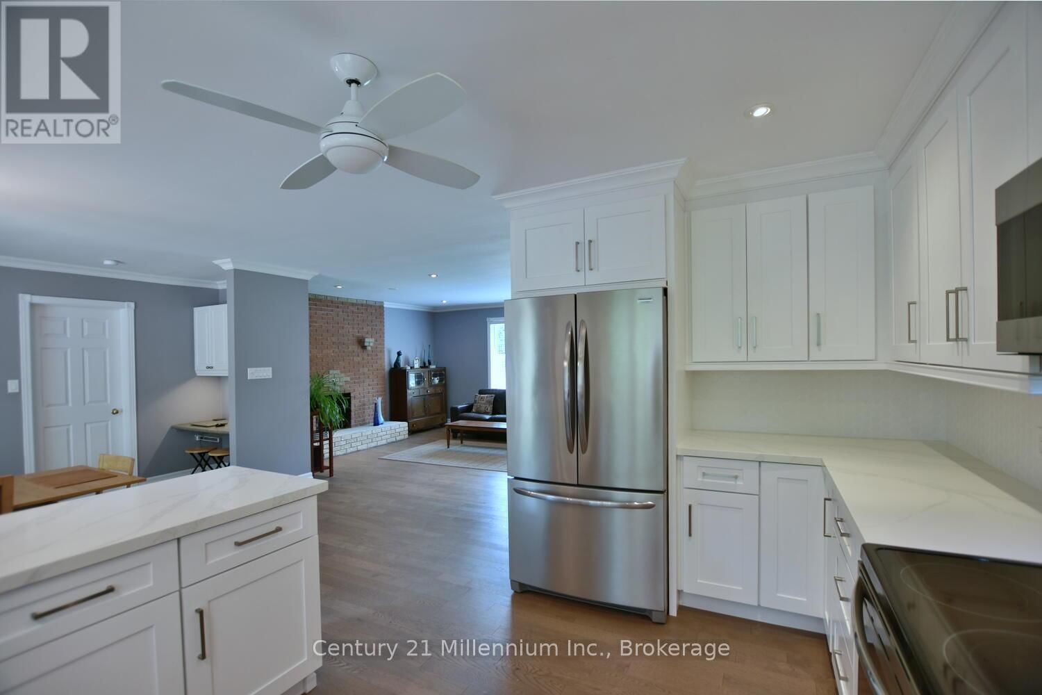 48 INDIANOLA CRESCENT Image 16