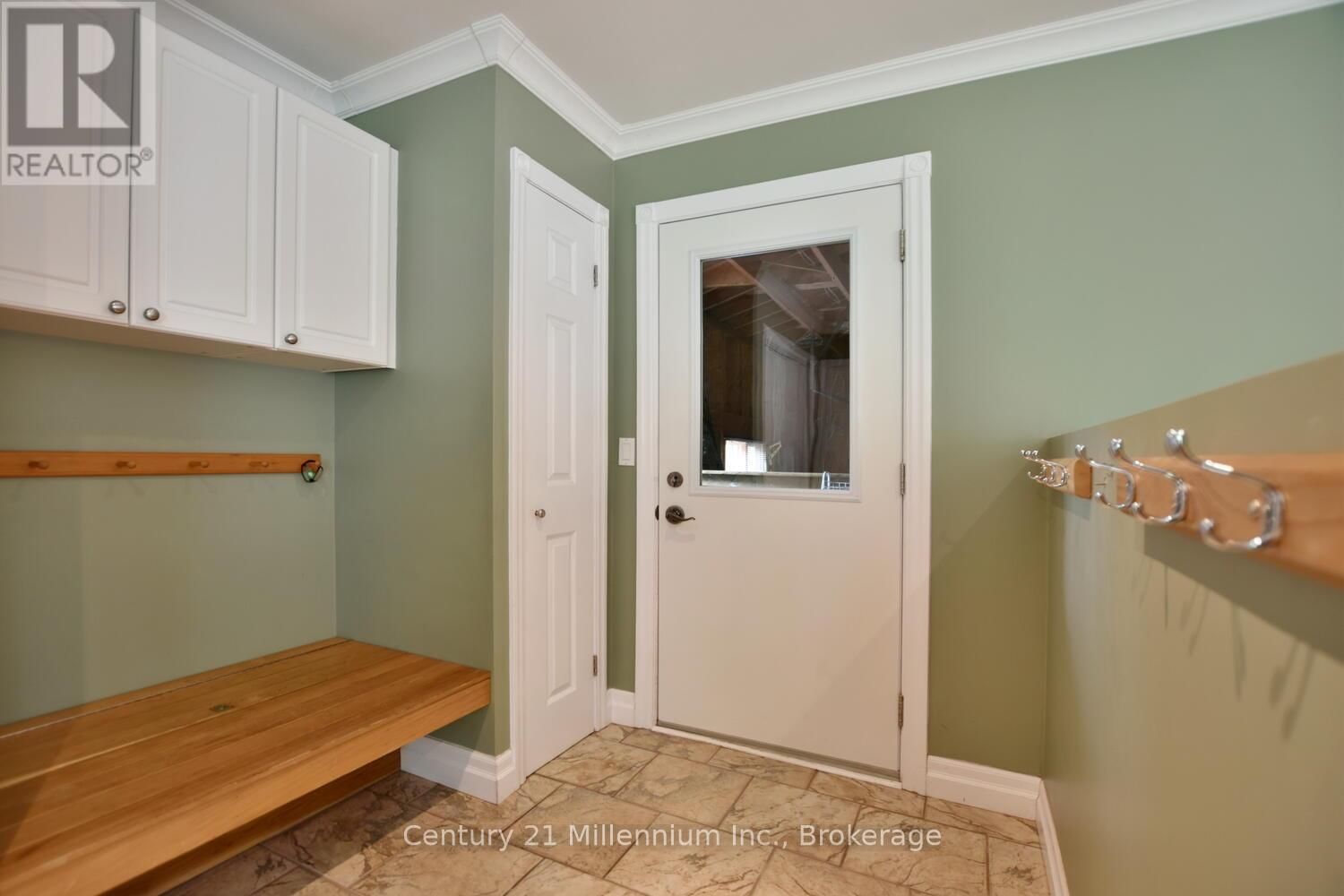 48 INDIANOLA CRESCENT Image 22