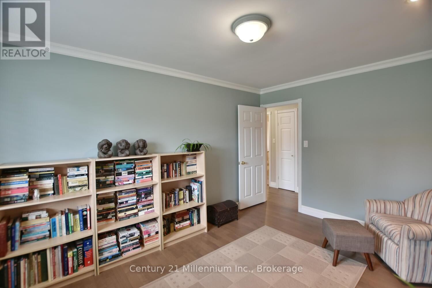48 INDIANOLA CRESCENT Image 36