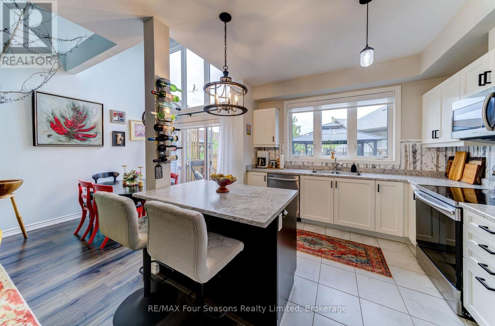 36 LETT AVENUE Image 13