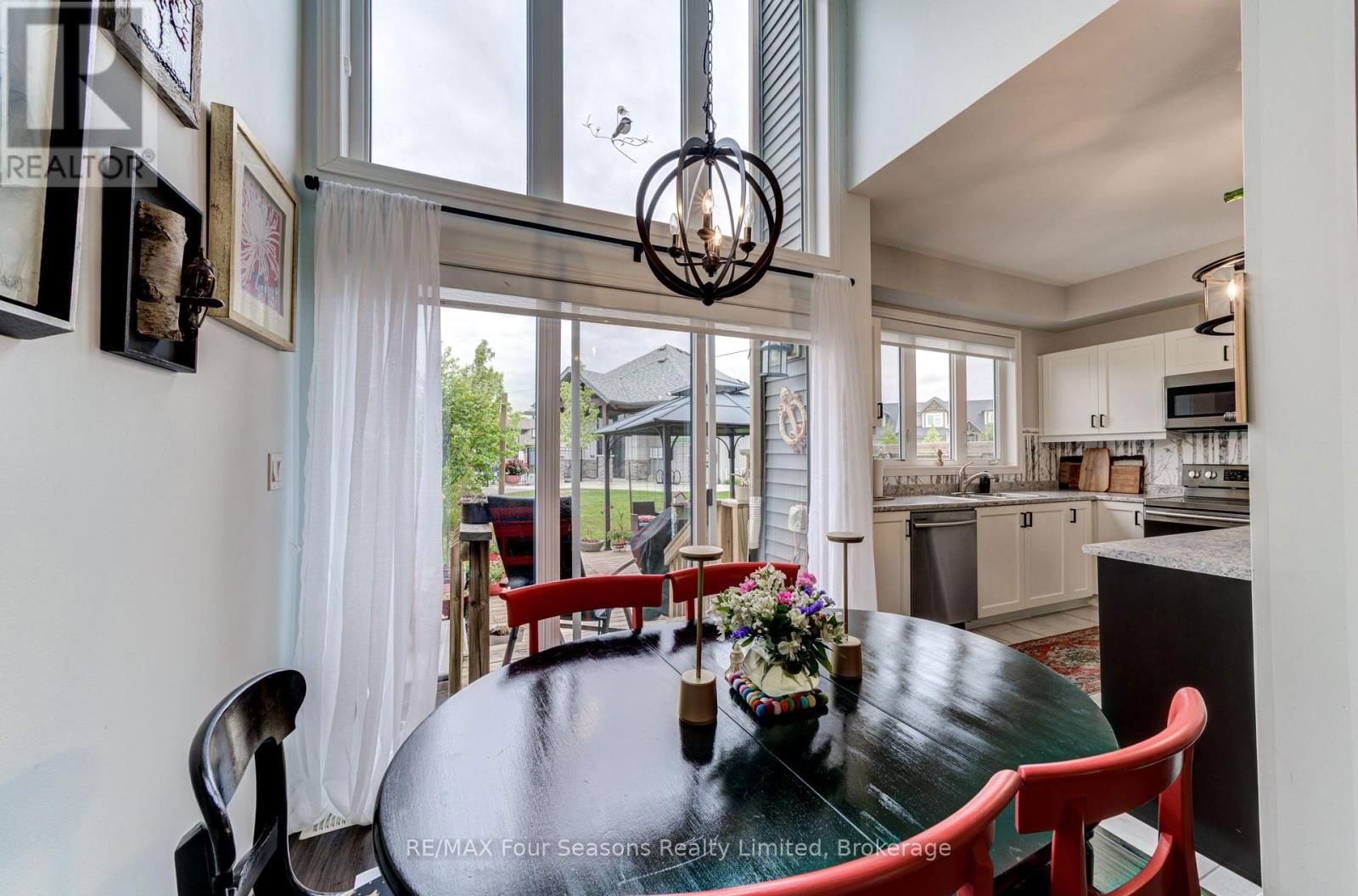 36 LETT AVENUE Image 22