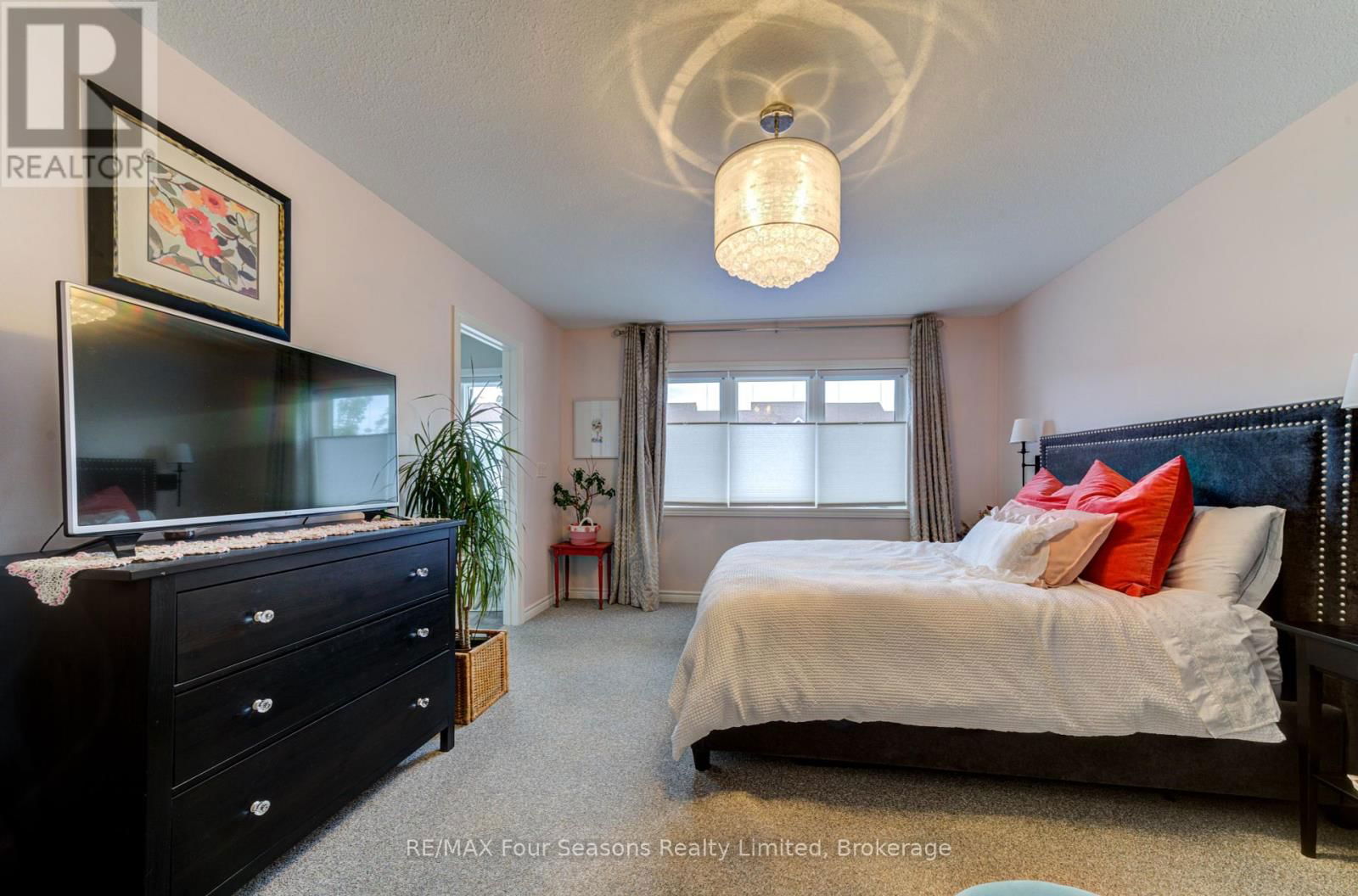 36 LETT AVENUE Image 26