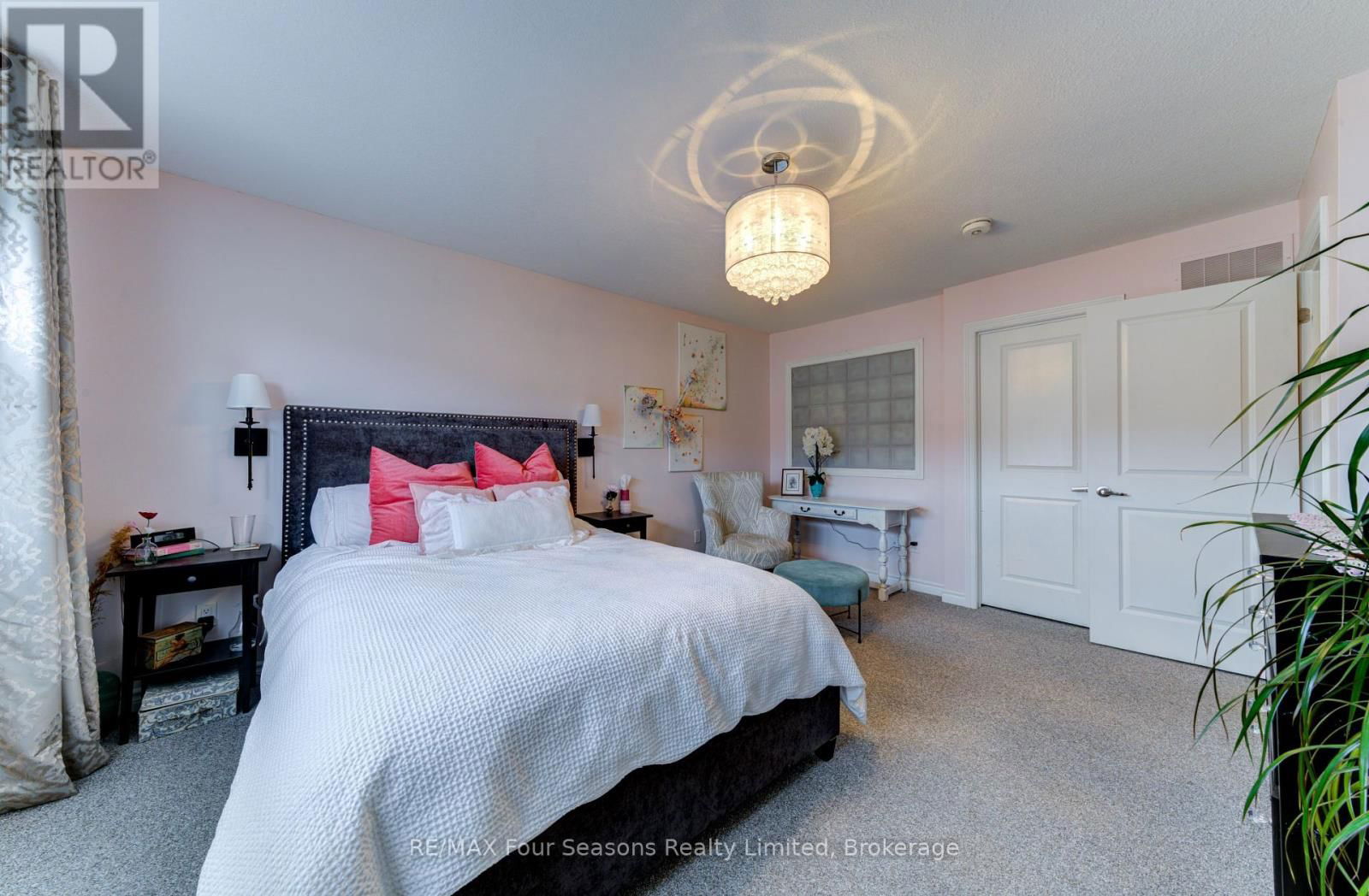 36 LETT AVENUE Image 27
