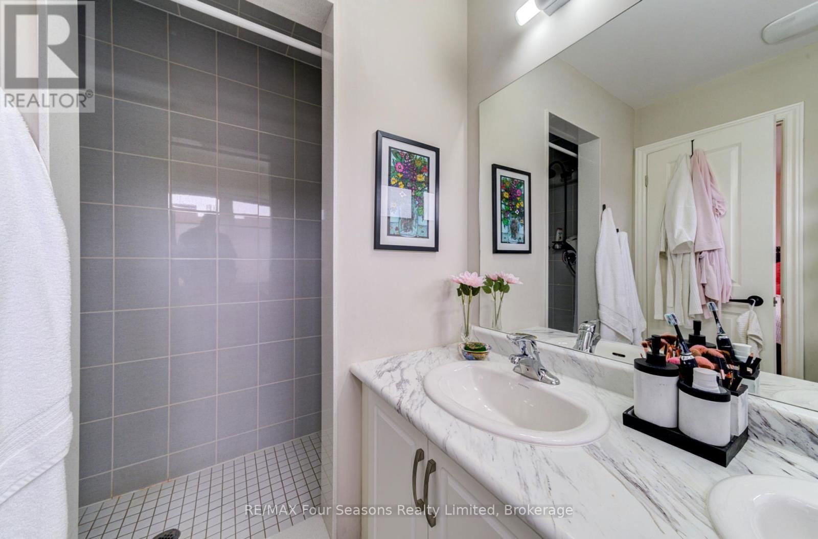 36 LETT AVENUE Image 29