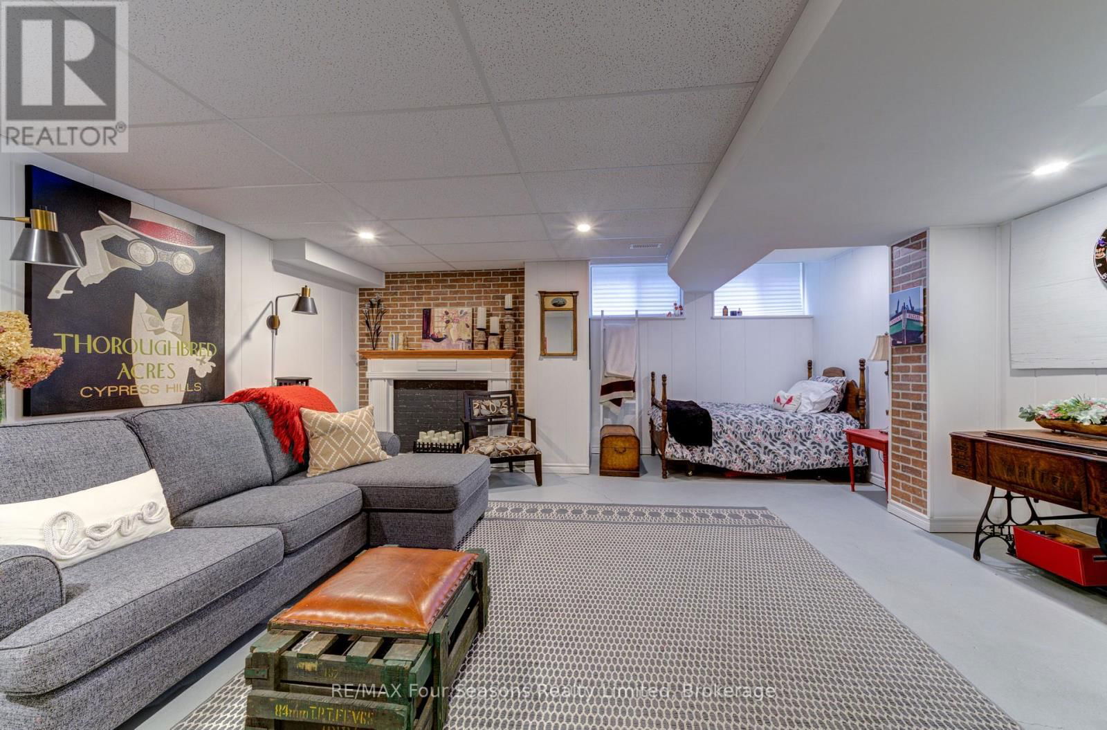 36 LETT AVENUE Image 34
