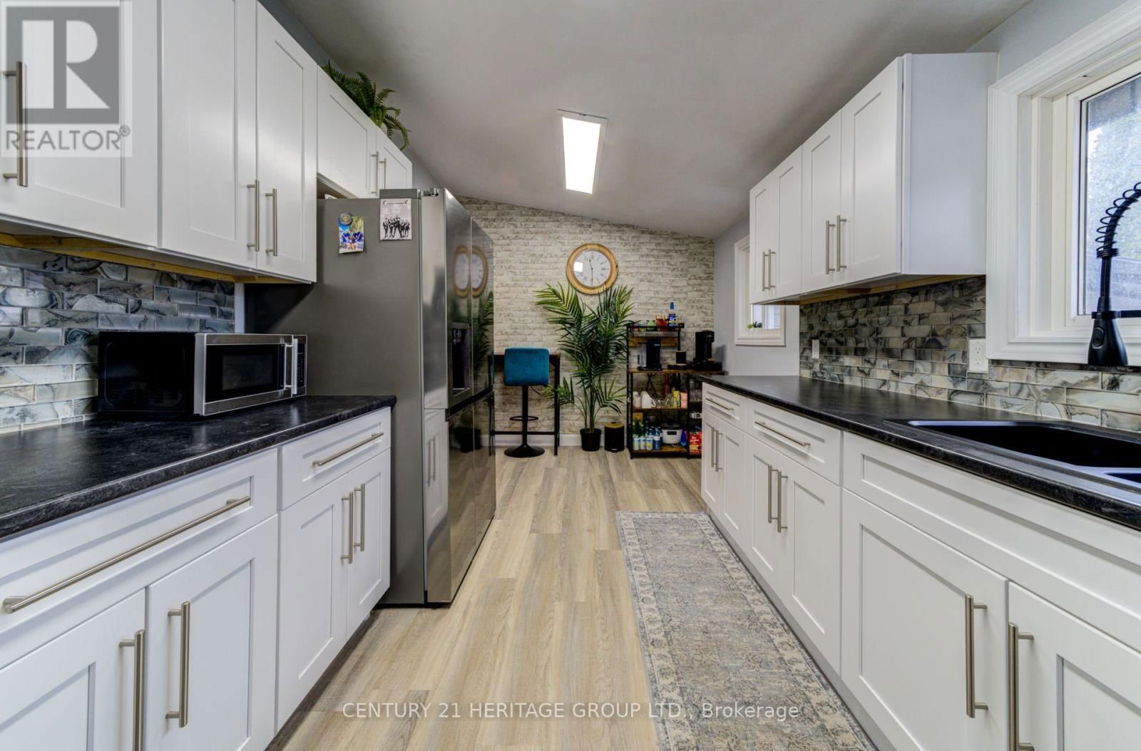 1329 EVERTON ROAD Image 16