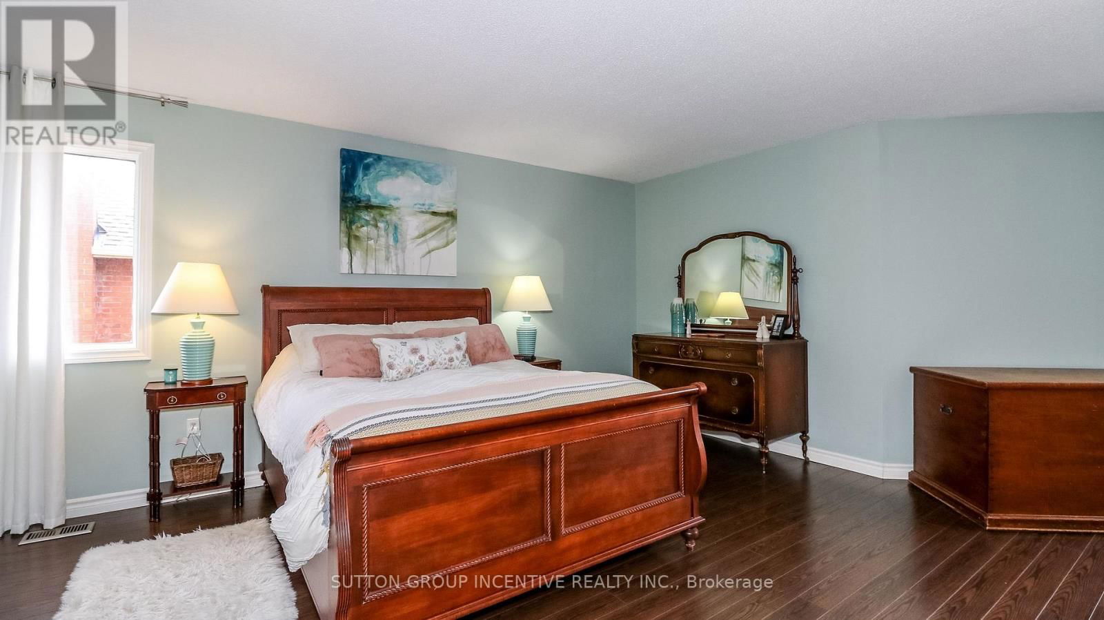 69 BRUSHWOOD CRESCENT Image 22