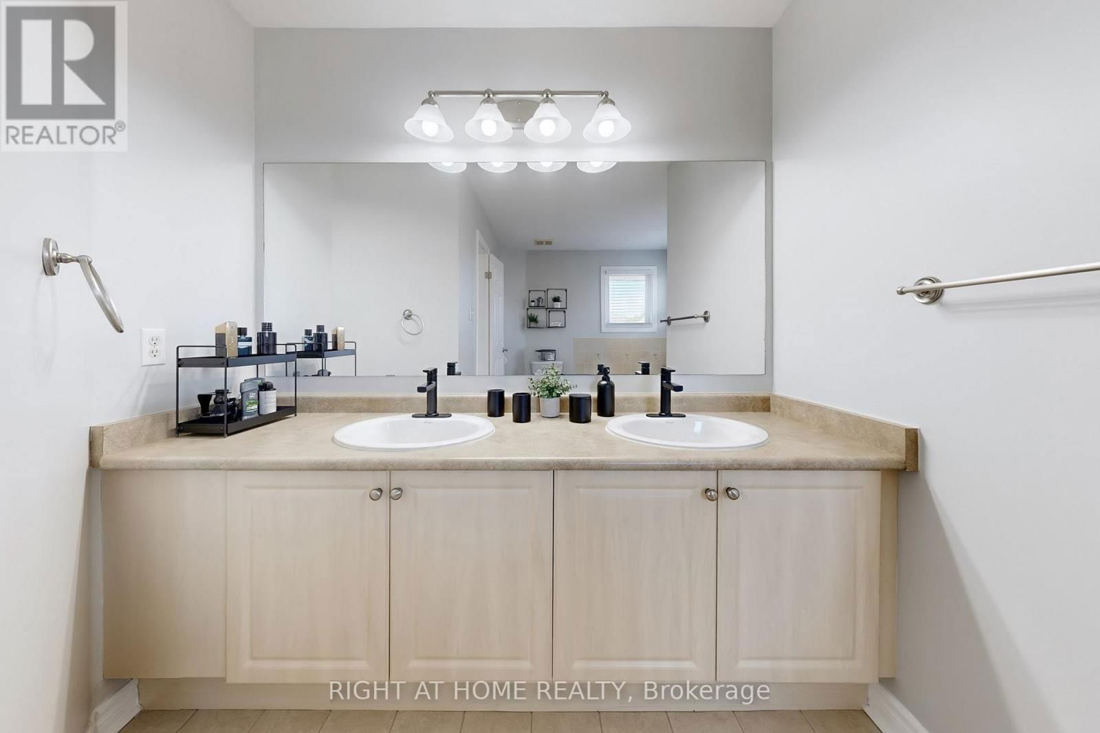 418 MAPLETON AVENUE Image 16