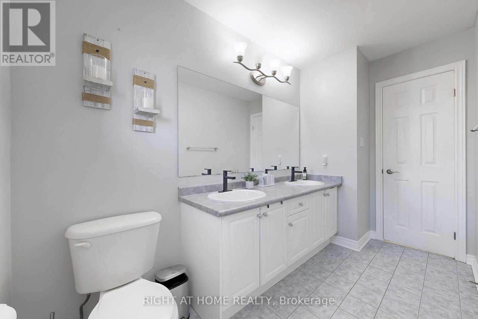 418 MAPLETON AVENUE Image 22