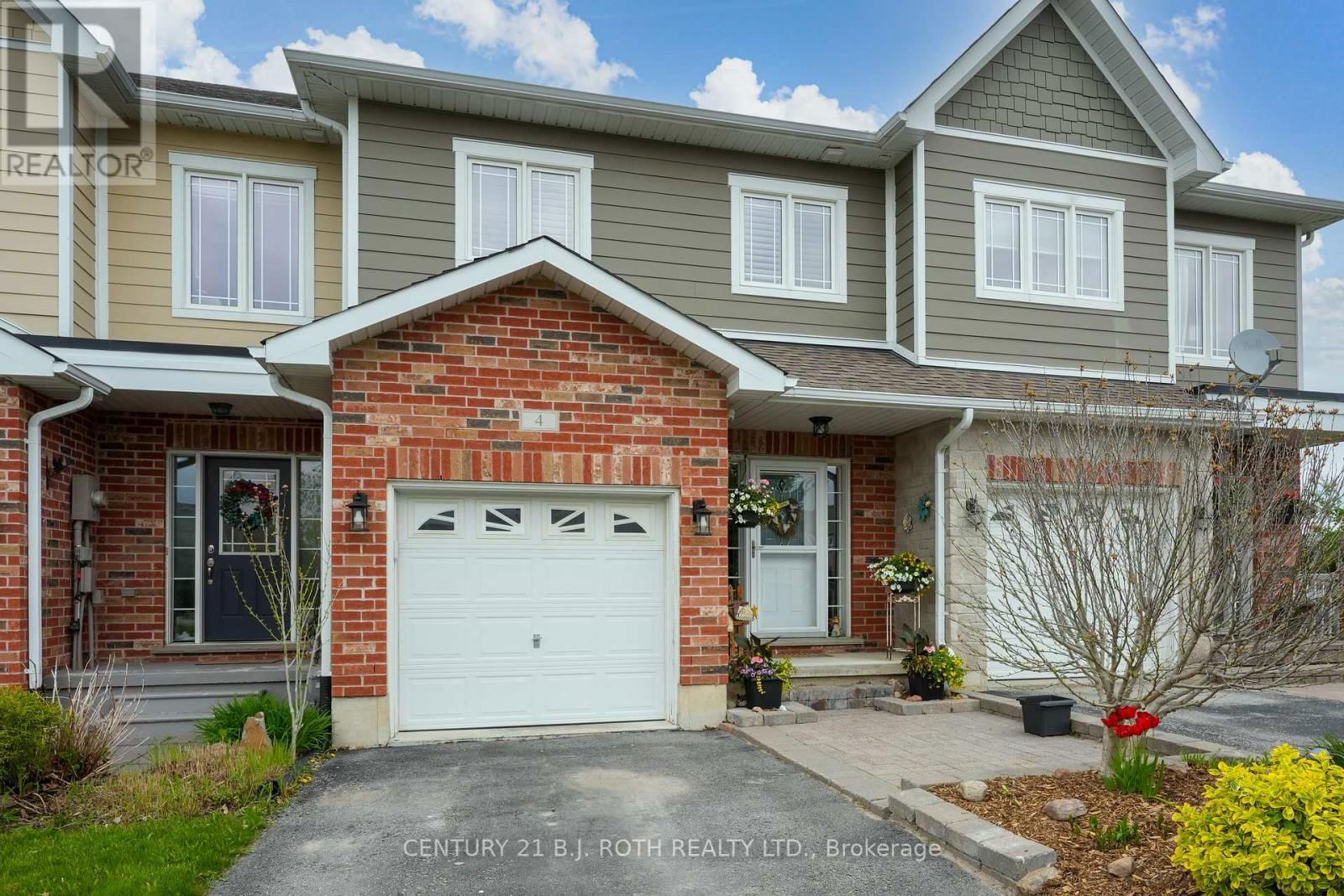 4 CLAUDIO CRESCENT Image 1