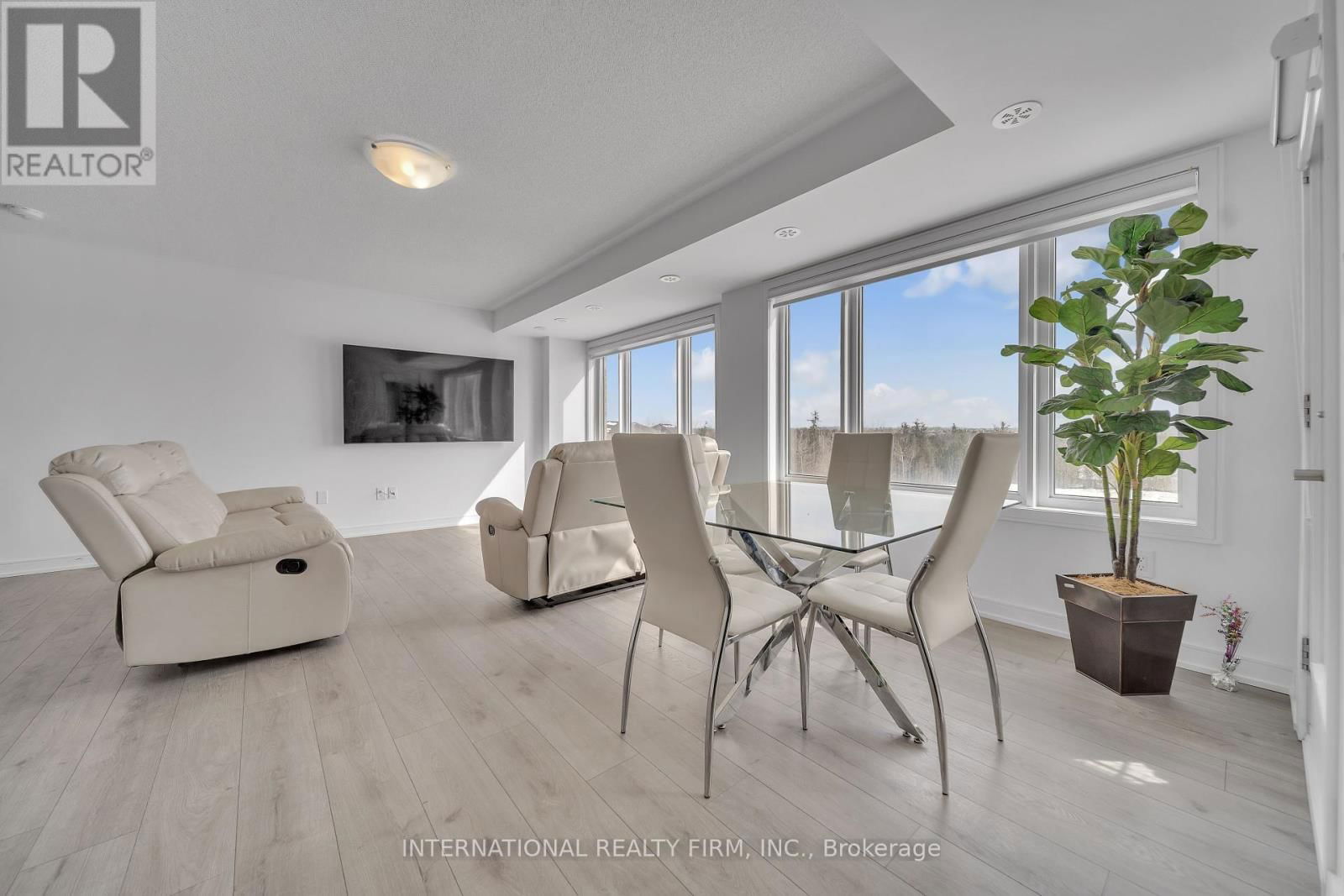 58 APPLETREE LANE Image 10