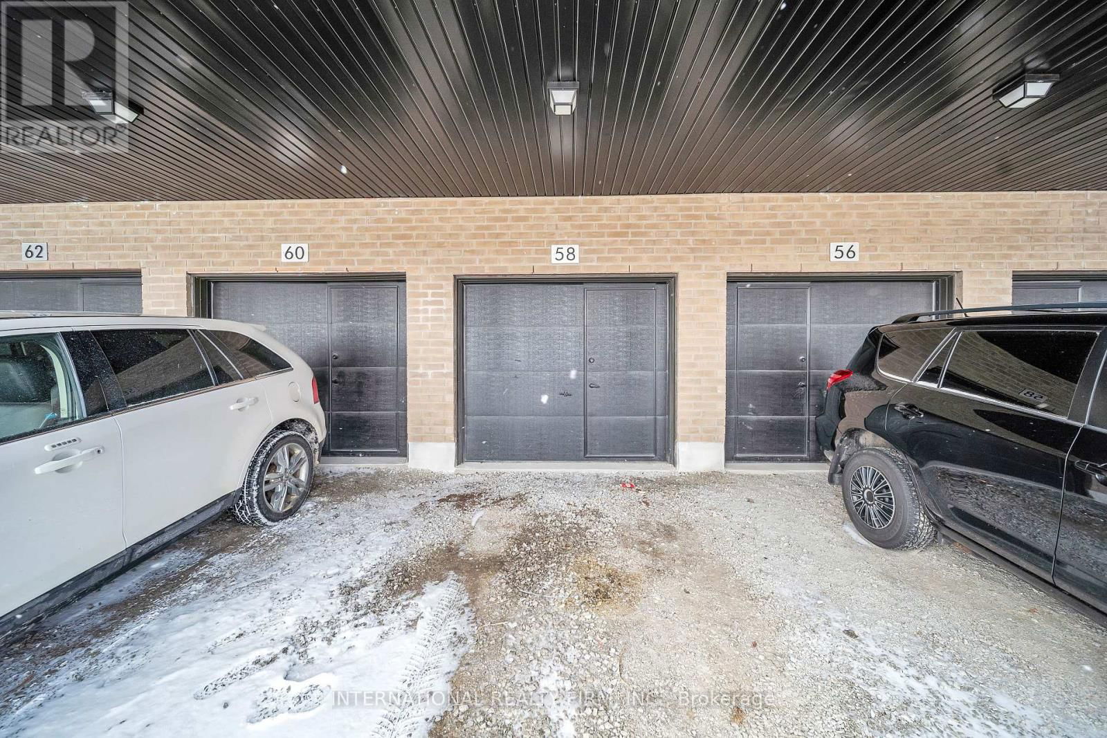 58 APPLETREE LANE Image 35