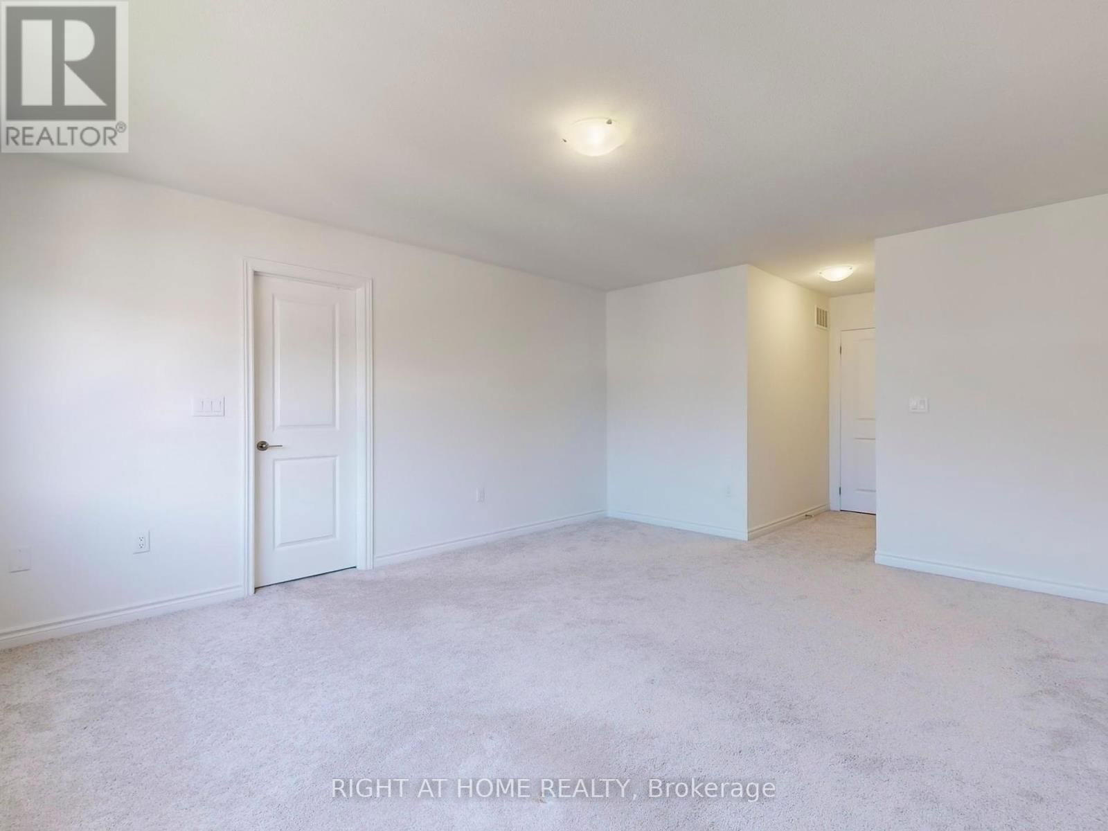 71 PHOENIX BOULEVARD Image 12