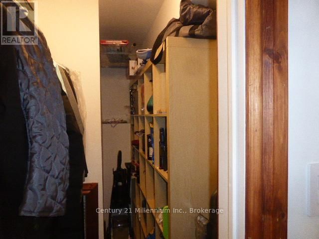 15 HARBOUR CRESCENT Image 17