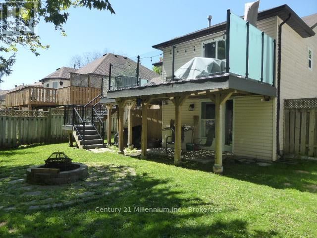 15 HARBOUR CRESCENT Image 29