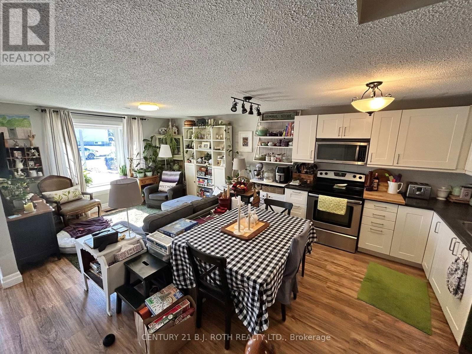 46 RIDGEWAY AVENUE Image 18