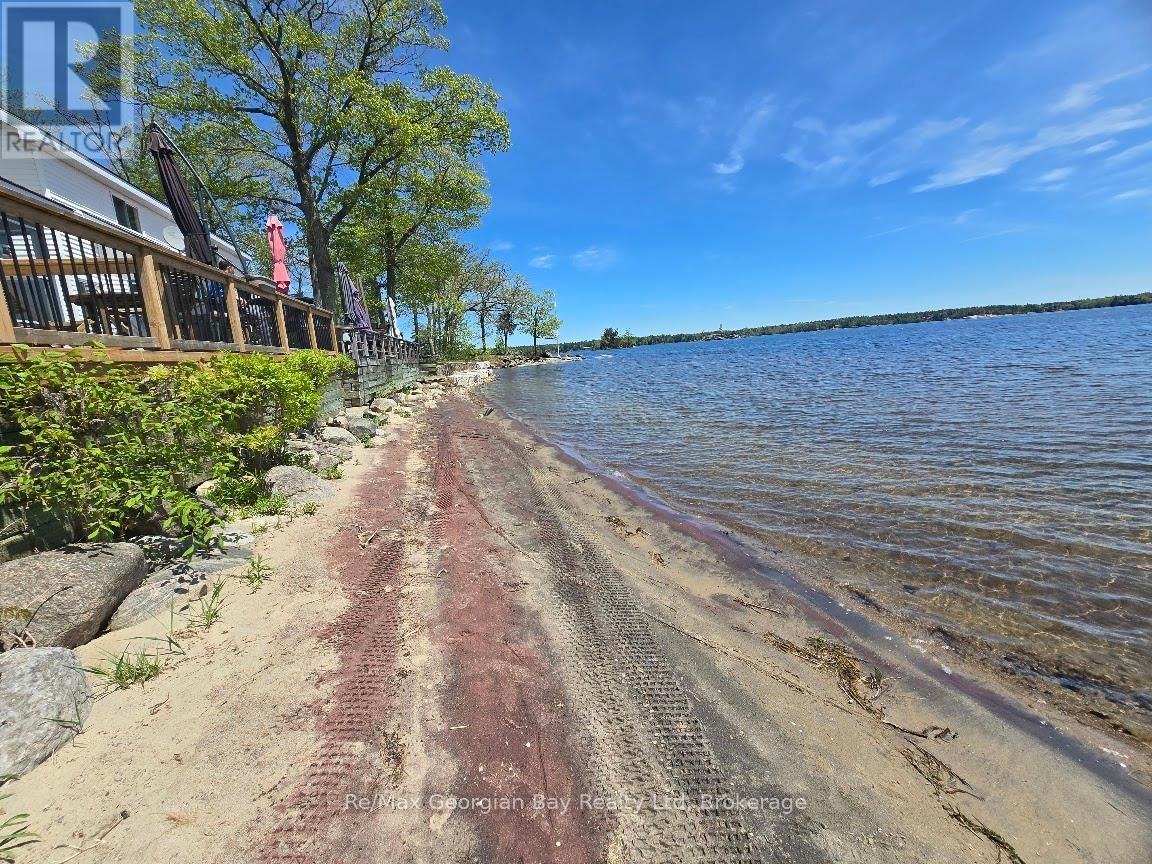1230 GRANDVIEW LODGE ROAD Image 1