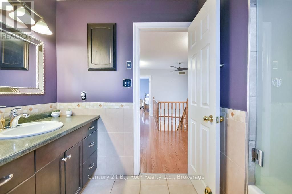 133 YORK STREET Image 30