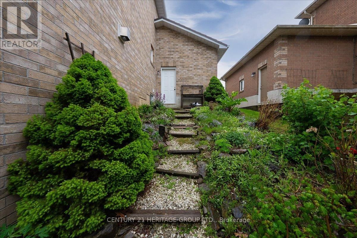 160 CHELTENHAM ROAD Image 38