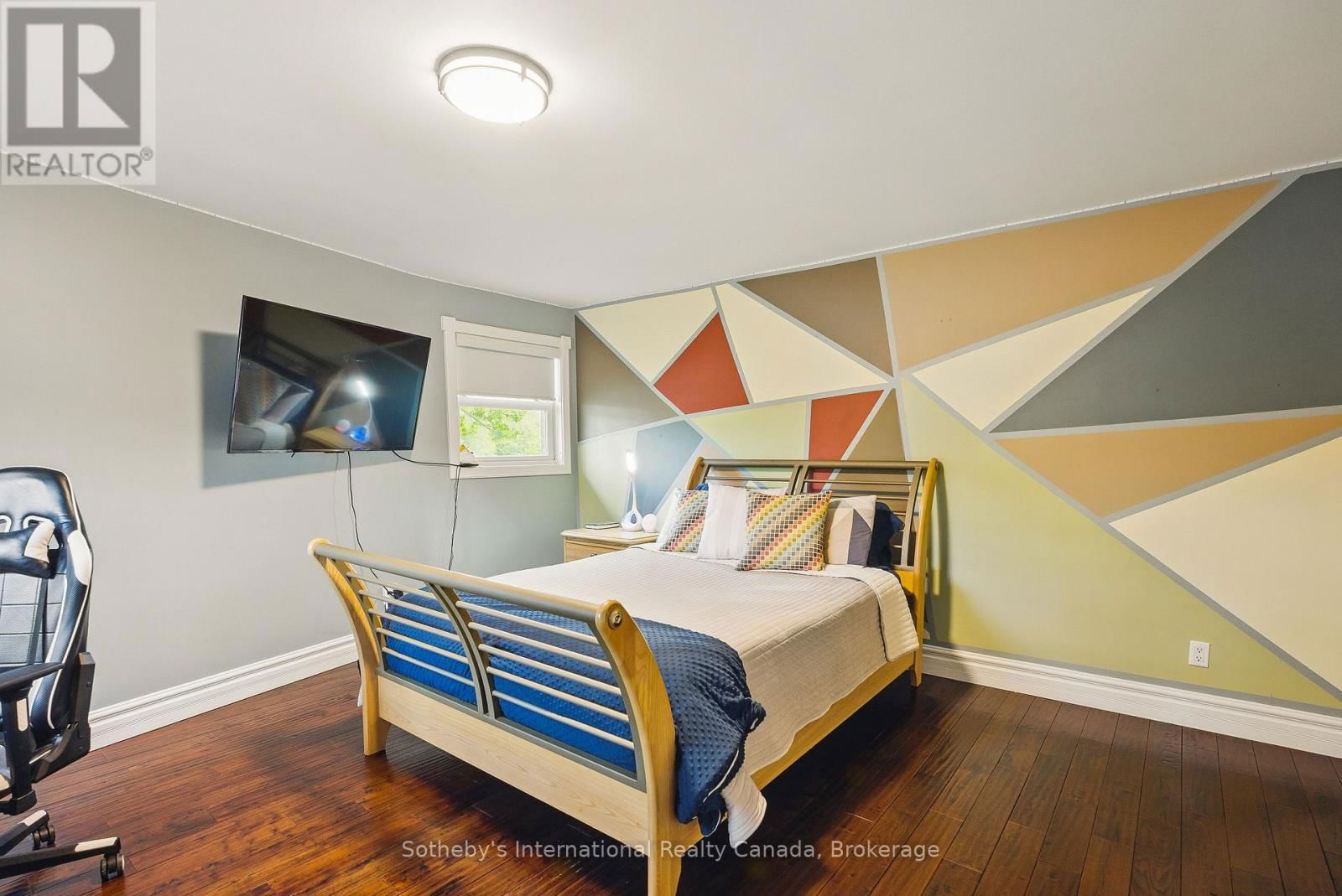 7583 OAK POINT ROAD Image 38