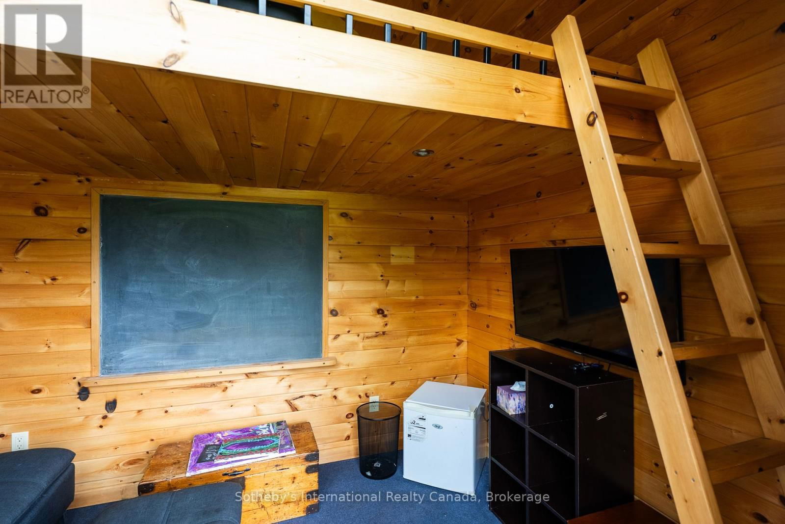 7583 OAK POINT ROAD Image 41