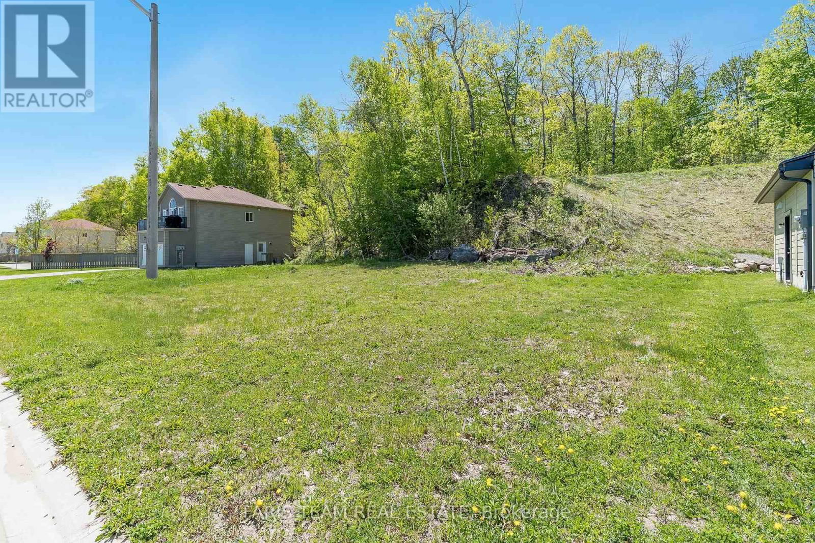 722 ABERDEEN BOULEVARD Image 3