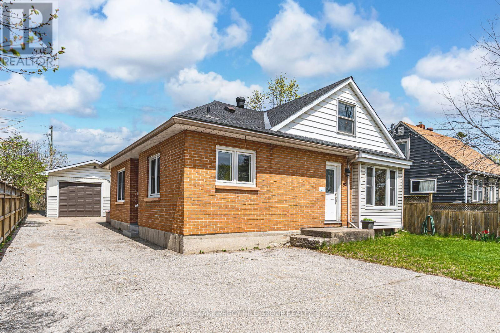 98 DONALD STREET Image 1