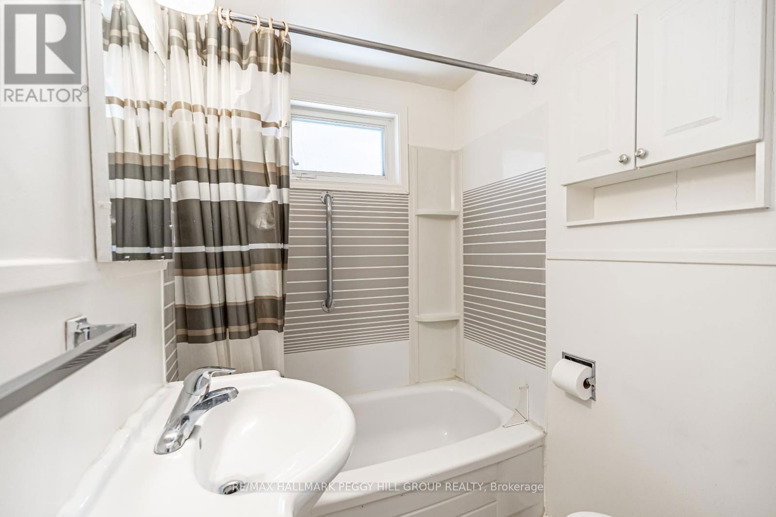 98 DONALD STREET Image 14