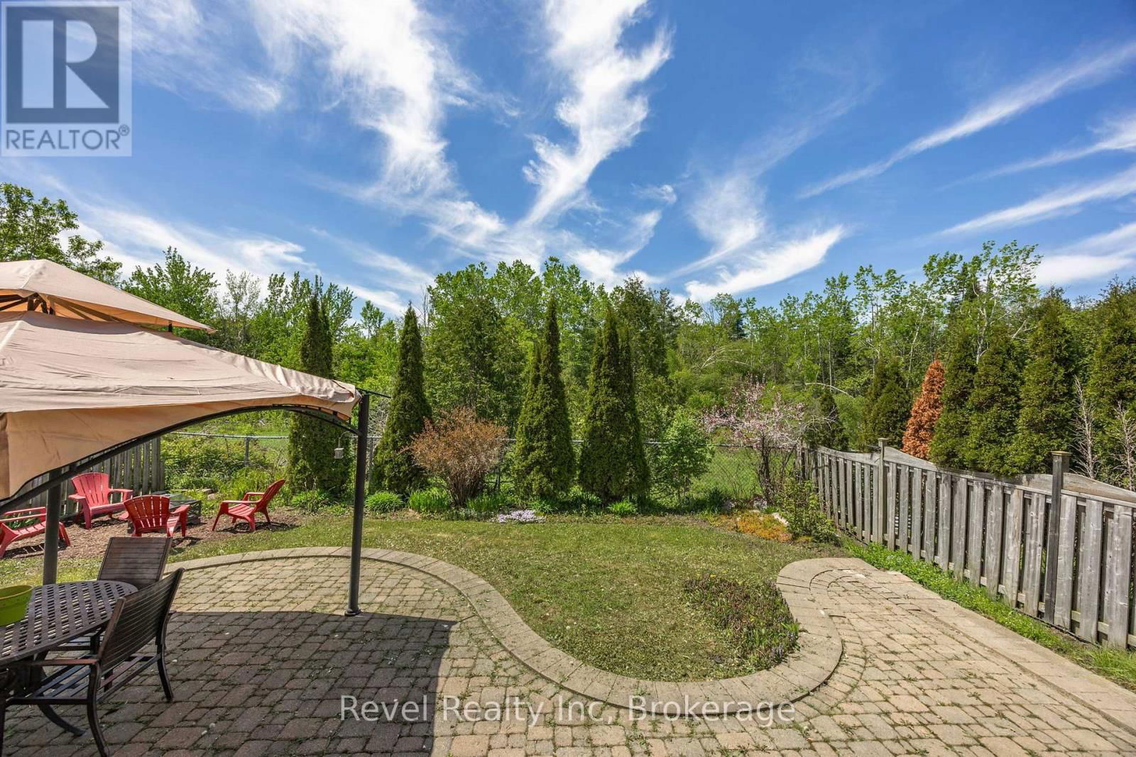25 LAKEWOODS COURT Image 20