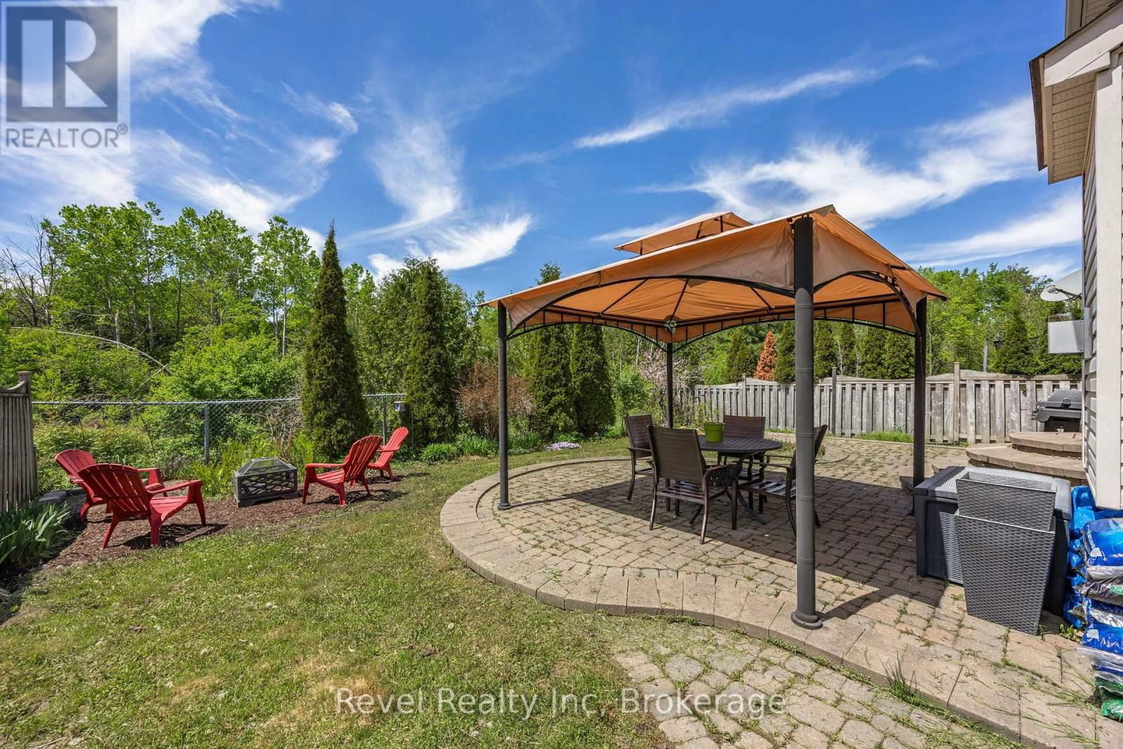 25 LAKEWOODS COURT Image 22