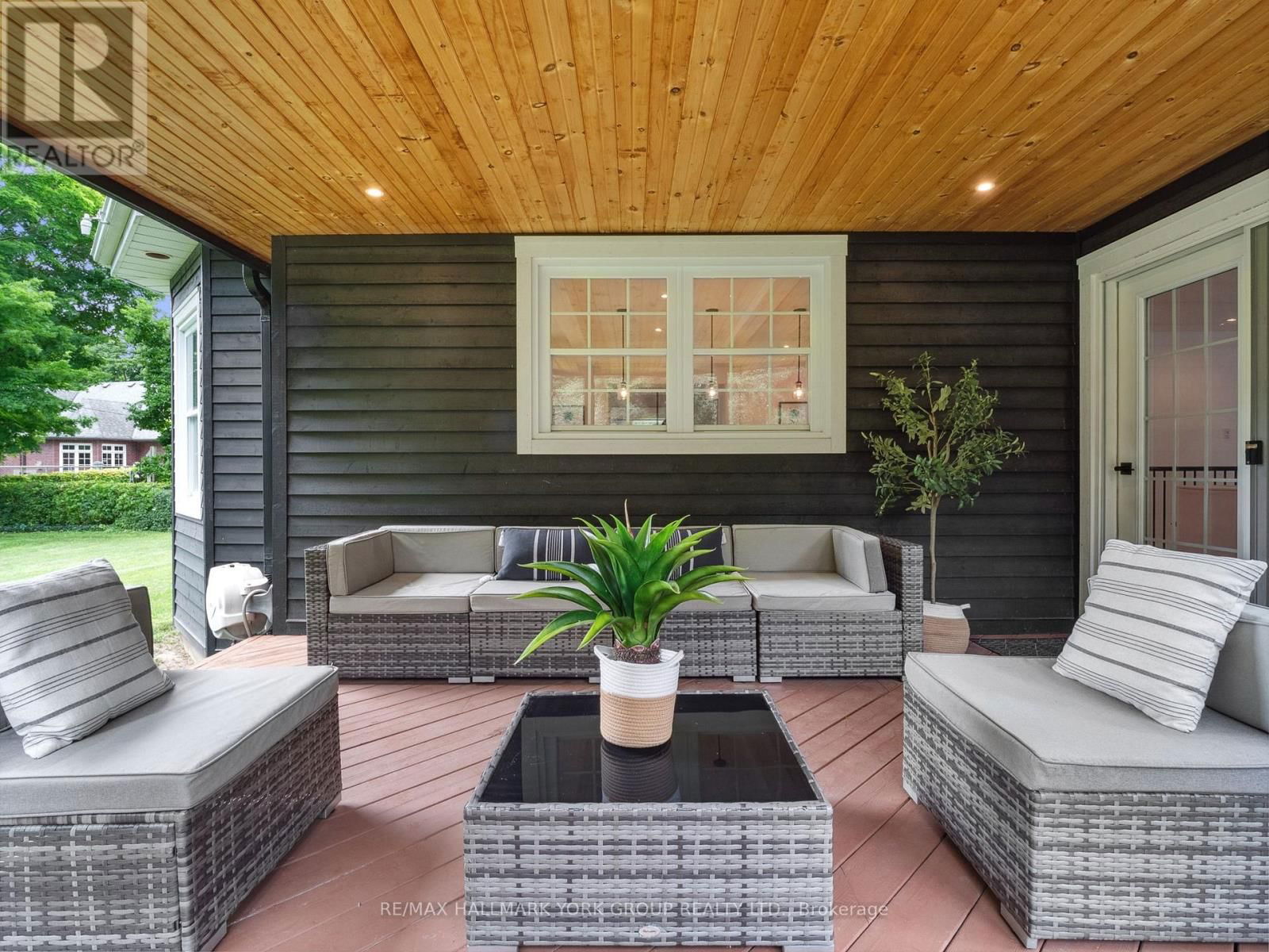 105 DUCKWORTH STREET Image 23
