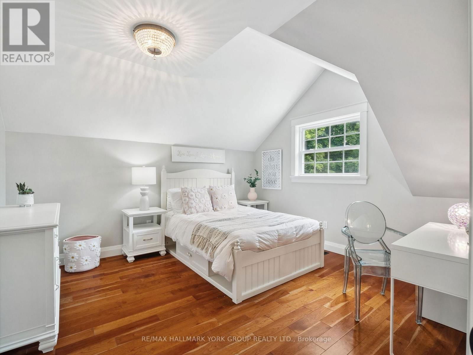 105 DUCKWORTH STREET Image 29