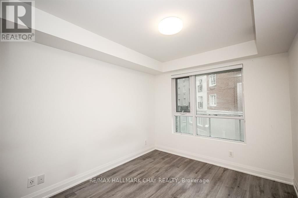 308 - 58 LAKESIDE TERRACE Image 11