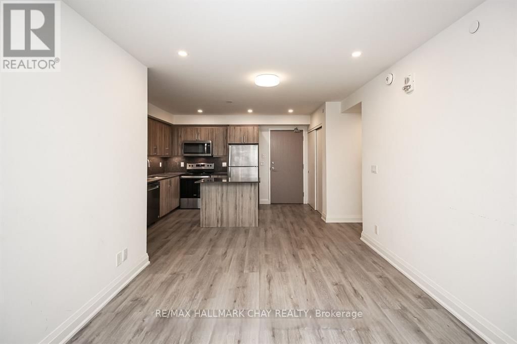 308 - 58 LAKESIDE TERRACE Image 8
