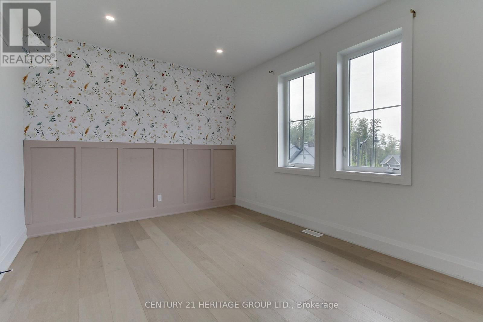11 OLDENBURG COURT Image 24