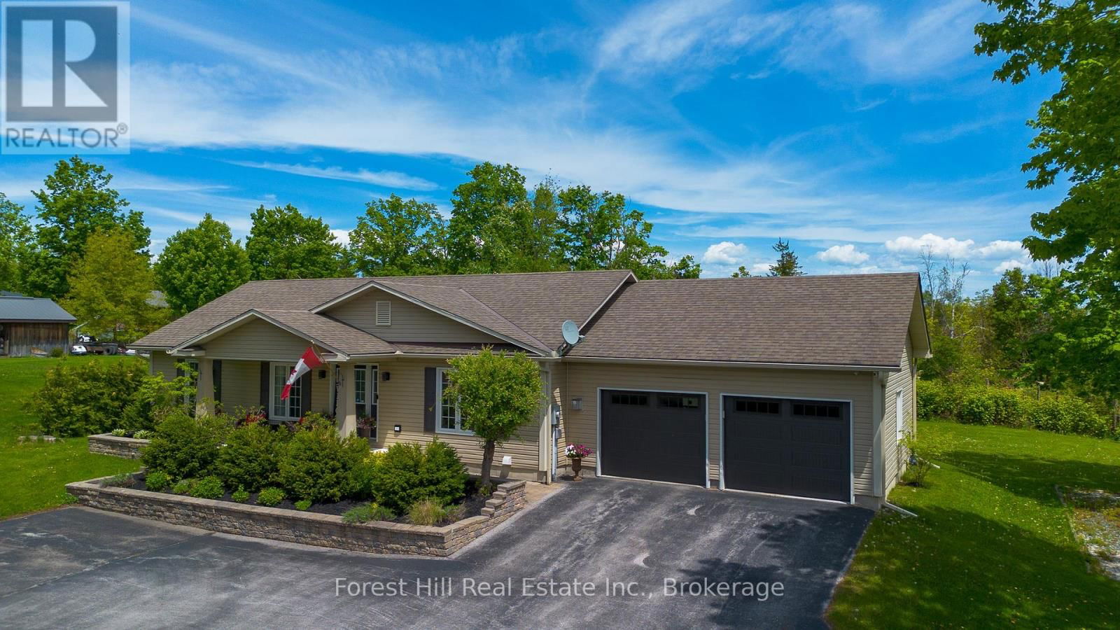 27 GREENGABLES DRIVE Image 1