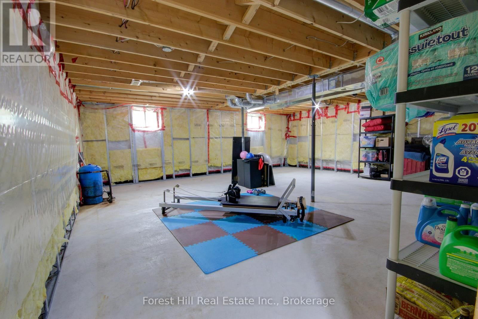27 GREENGABLES DRIVE Image 32