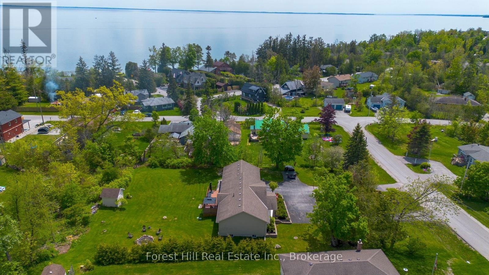 27 GREENGABLES DRIVE Image 38